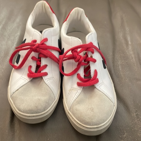 Vejas size 4 like new girls white black and red sneaks with suede toe - Picture 2 of 5